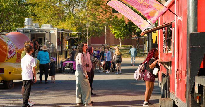Food Trucks Offer Lunch Options